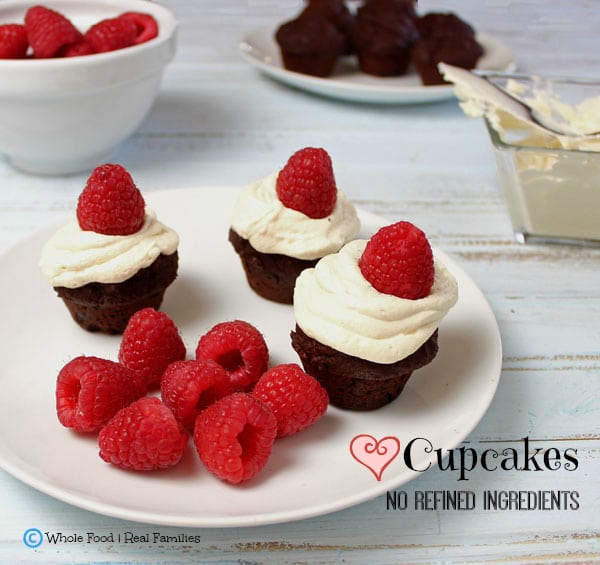 Holiday Cupcakes. All the YUM with none of the refined ingredients. A clean eating, whole food recipe. 