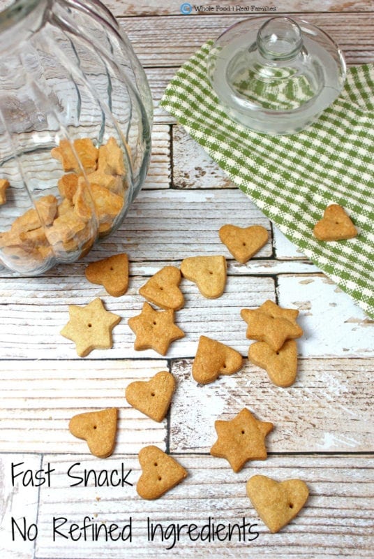 Whole Wheat Cheese Crackers. A clean eating, whole food recipe. No refined ingredients. 