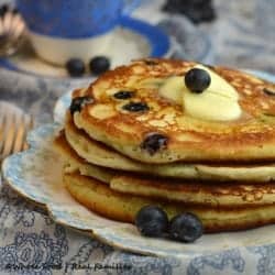 10 Healthy Pancake and Waffle Breakfasts 