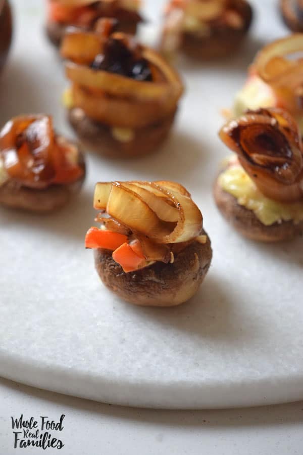 french-onion-stuffed-mushroom-recipe-2-600x900