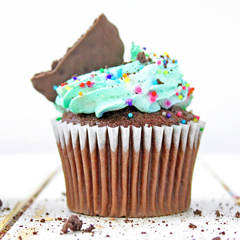 Mint Chocolate cookie cupcakes