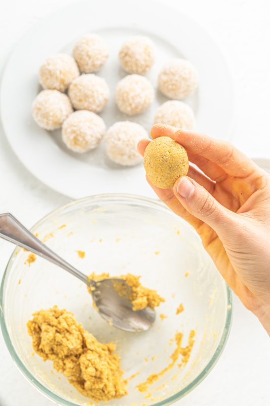 pumpkin balls recipe ingredients in a bowl