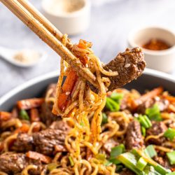 beef-chow-mein-with-chopsticks