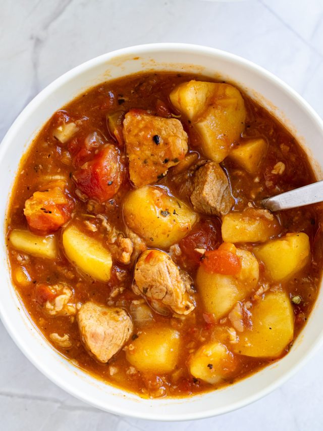 Want Something Easy and Delicious? Try this Amazing Pork Stew!