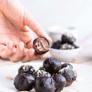recipe-for-Lindor_truffles-copycat