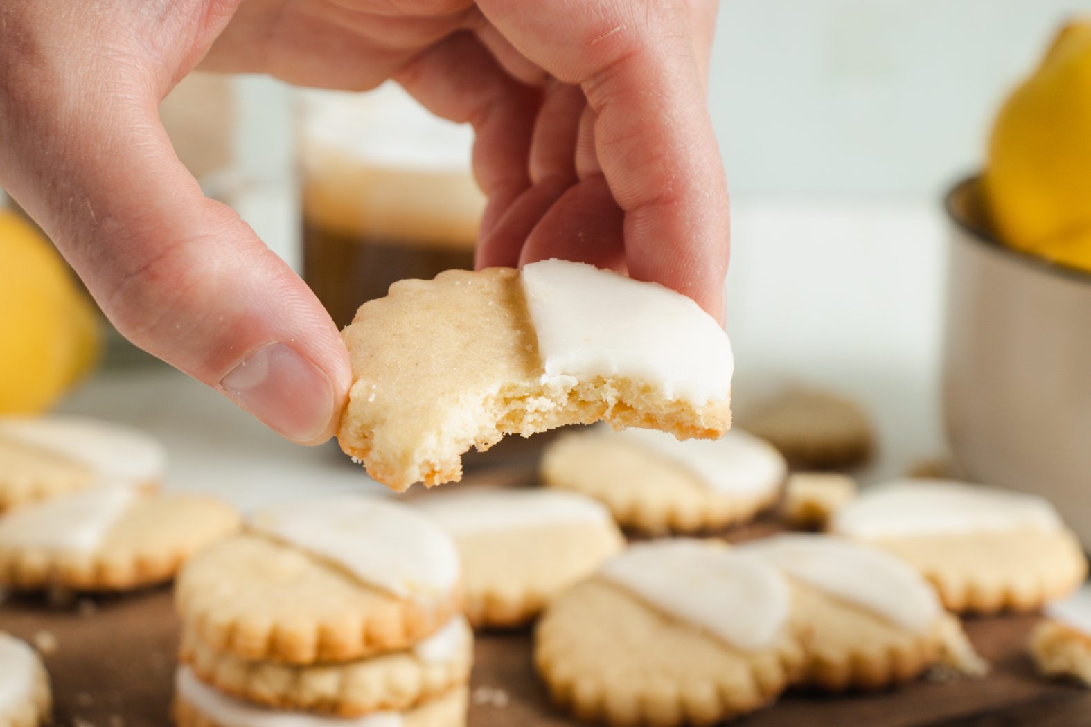 lemon-shortbread-cookies