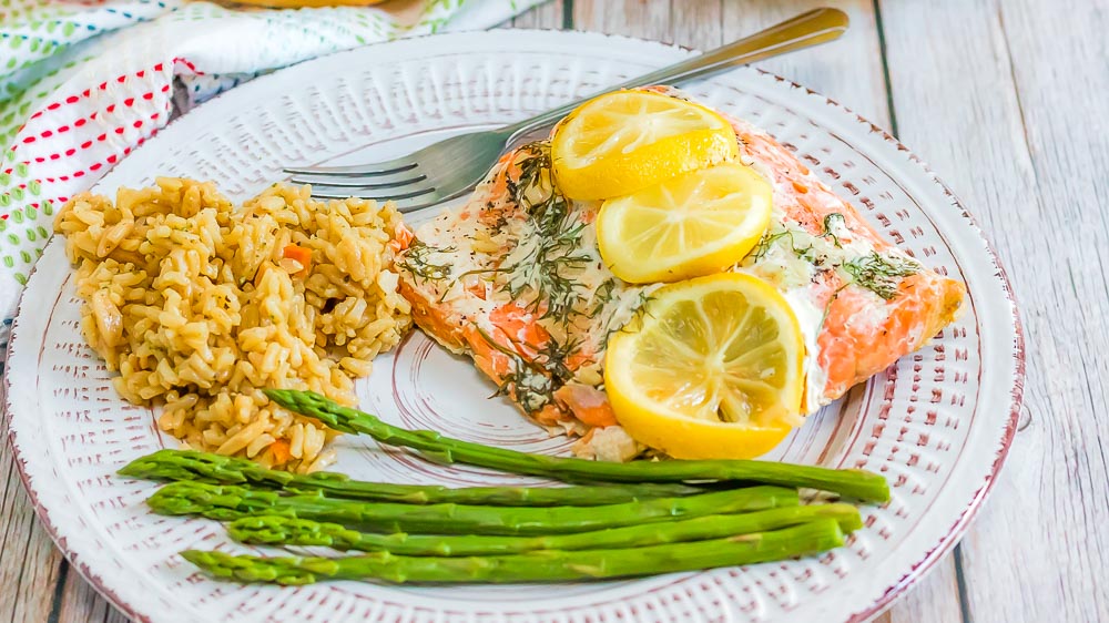 salmon with asparagus, rice, and lemon